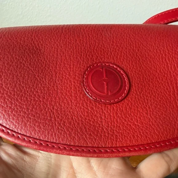 Vintage Gucci red crossbody - Picture 8 of 16